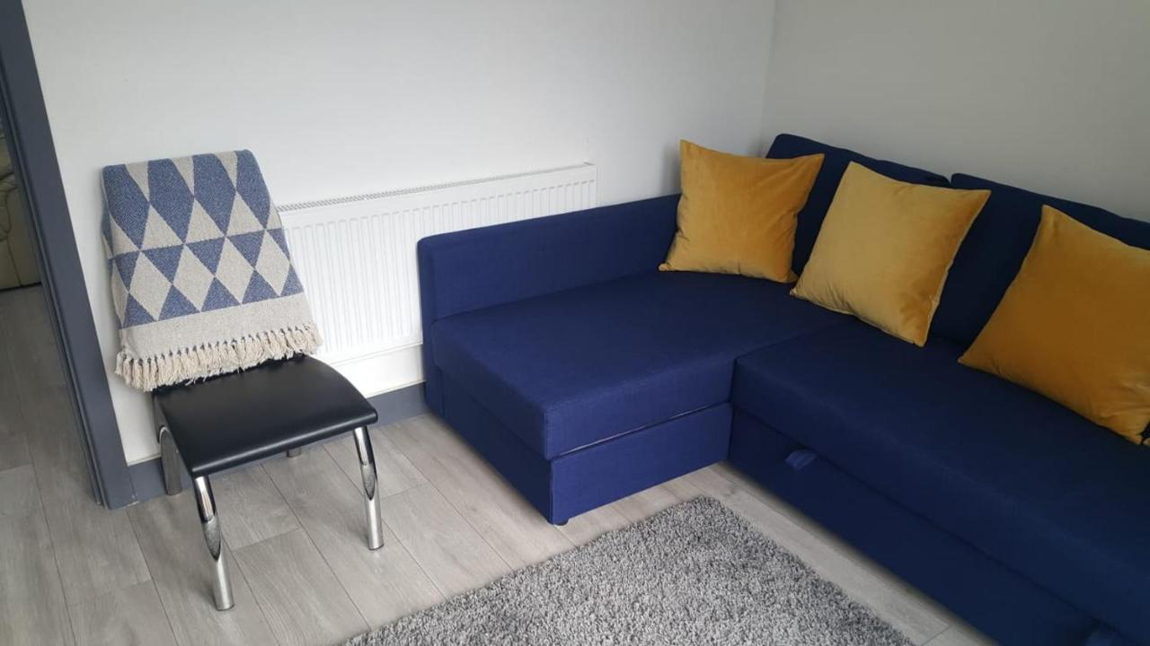 Homestay In Birmingham Sleeps 8 - Free Parking & Wifi Eksteriør bilde