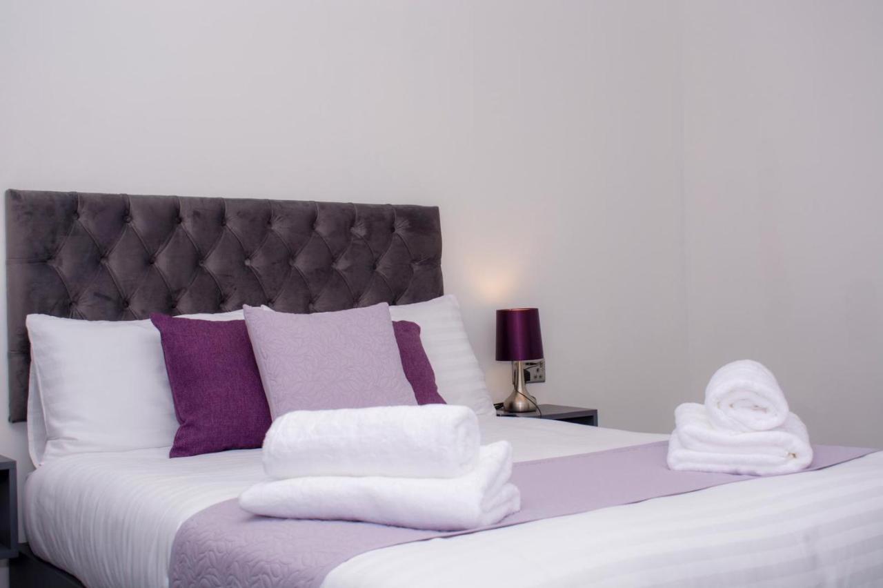 Homestay In Birmingham Sleeps 8 - Free Parking & Wifi Eksteriør bilde